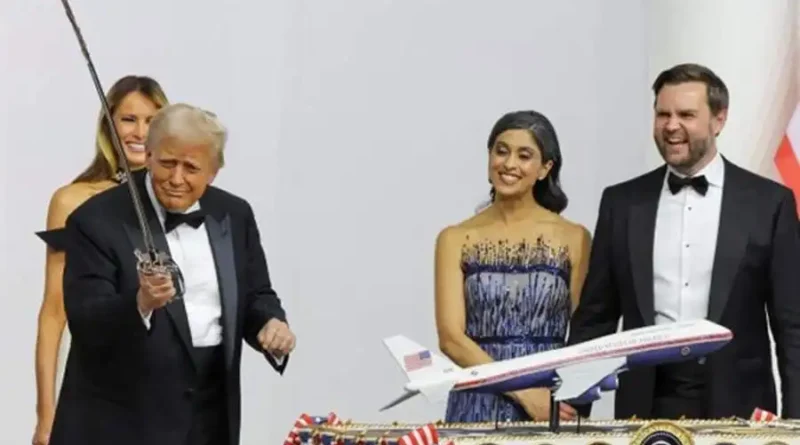 US President Trump praises Indian-American